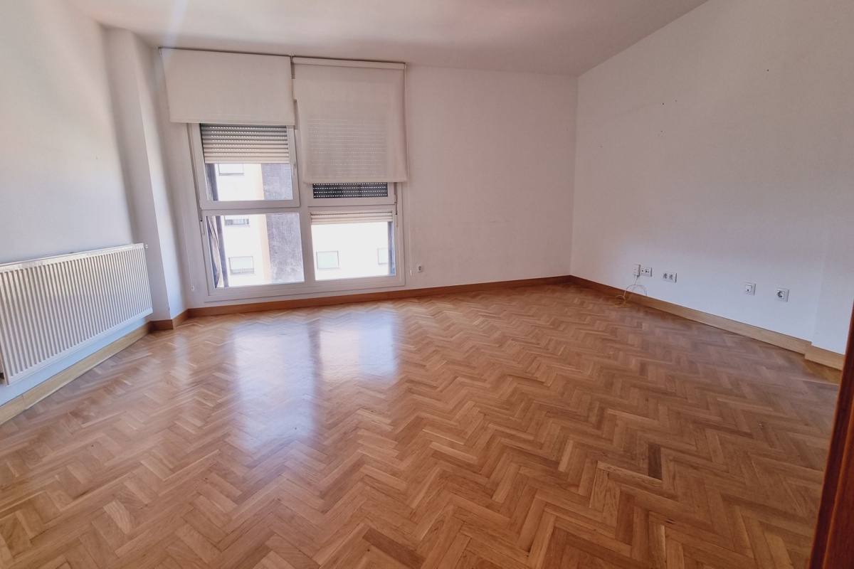 3 Habitaciones Habitaciones, ,2 BathroomsBathrooms,Pisos,En venta,1178