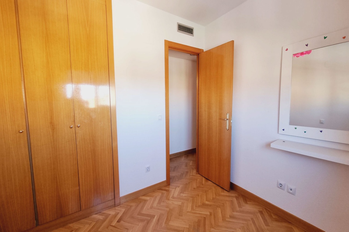 3 Habitaciones Habitaciones, ,2 BathroomsBathrooms,Pisos,En venta,1178