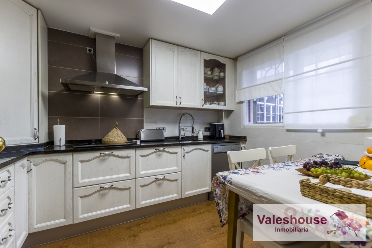 0 , 0 ,0,Casas,En venta,0,1188 0 , 0 ,0,Casas,En venta,0,1188