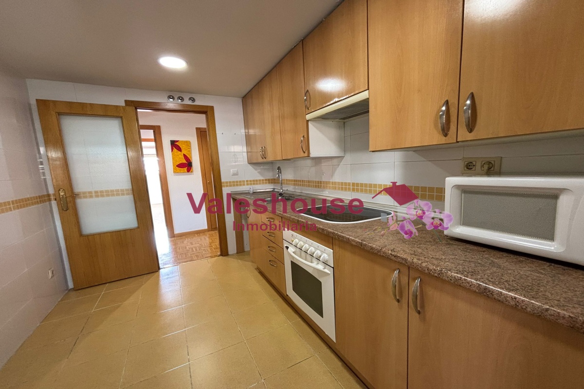 3 Habitaciones Habitaciones, 0 ,2 BathroomsBathrooms,Pisos,En venta,0,1189 3 Habitaciones Habitaciones, 0 ,2 BathroomsBathrooms,Pisos,En venta,0,1189