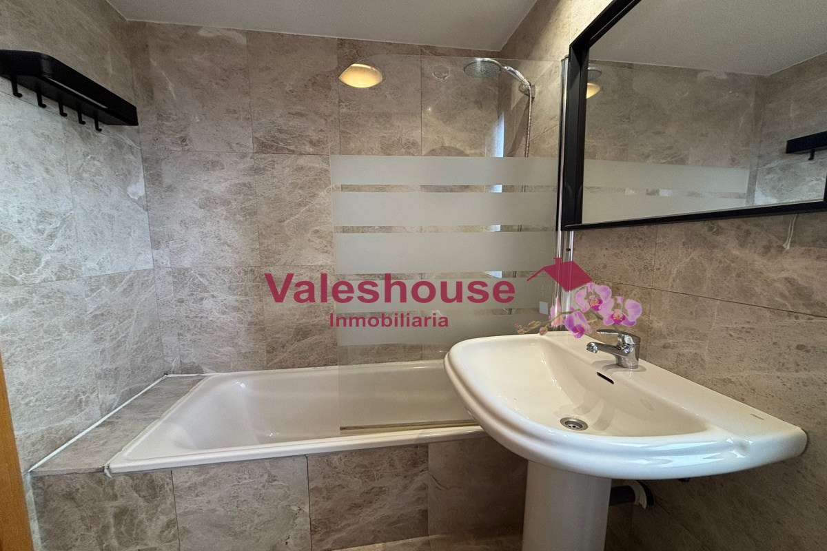 3 Habitaciones Habitaciones, 0 ,2 BathroomsBathrooms,Pisos,En venta,0,1189 3 Habitaciones Habitaciones, 0 ,2 BathroomsBathrooms,Pisos,En venta,0,1189