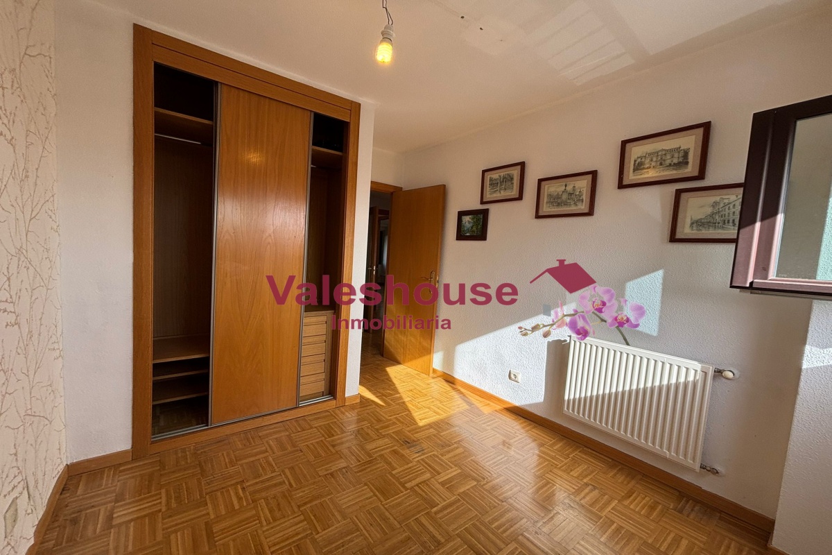 3 Habitaciones Habitaciones, 0 ,2 BathroomsBathrooms,Pisos,En venta,0,1189 3 Habitaciones Habitaciones, 0 ,2 BathroomsBathrooms,Pisos,En venta,0,1189