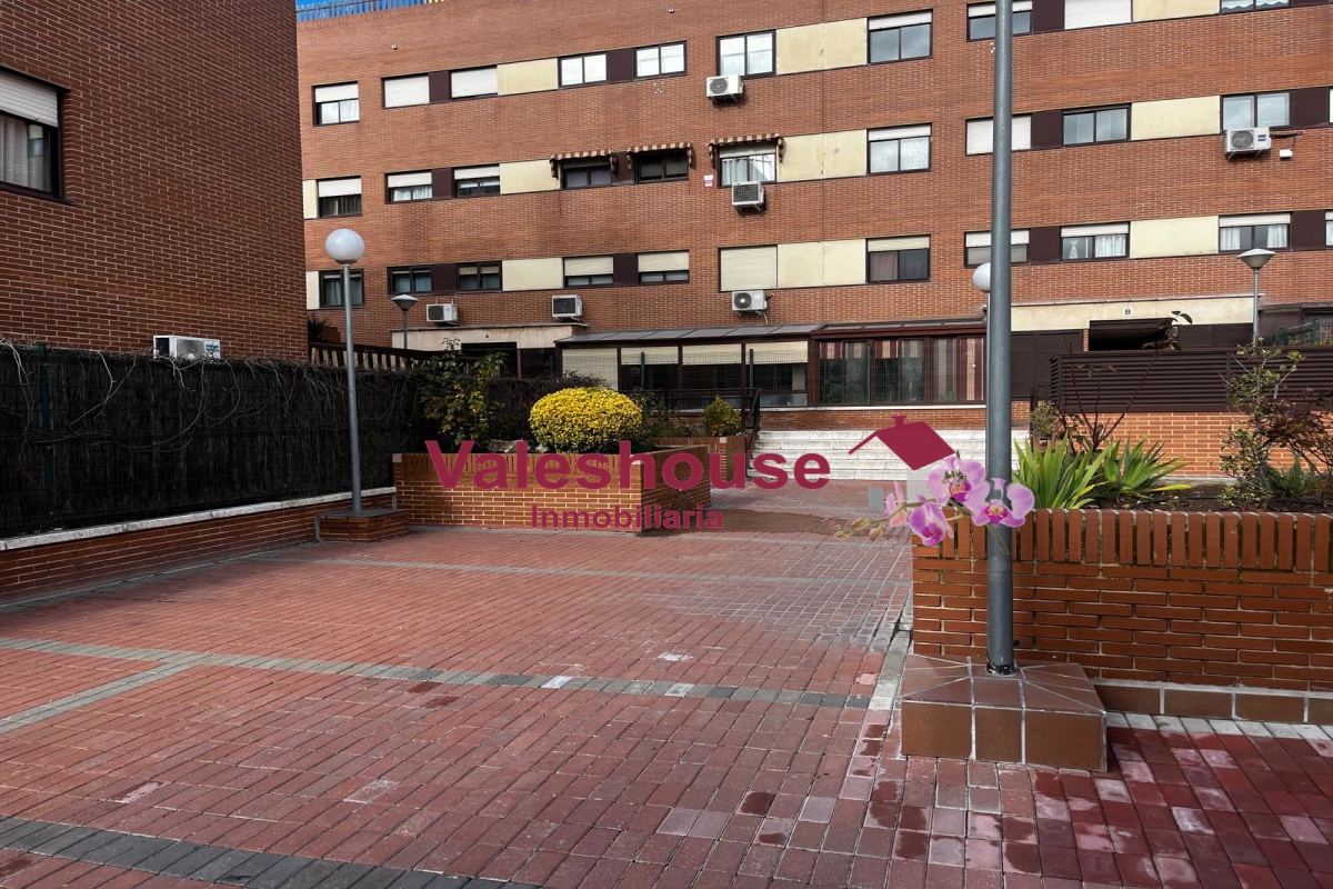 3 Habitaciones Habitaciones, 0 ,2 BathroomsBathrooms,Pisos,En venta,0,1189 3 Habitaciones Habitaciones, 0 ,2 BathroomsBathrooms,Pisos,En venta,0,1189