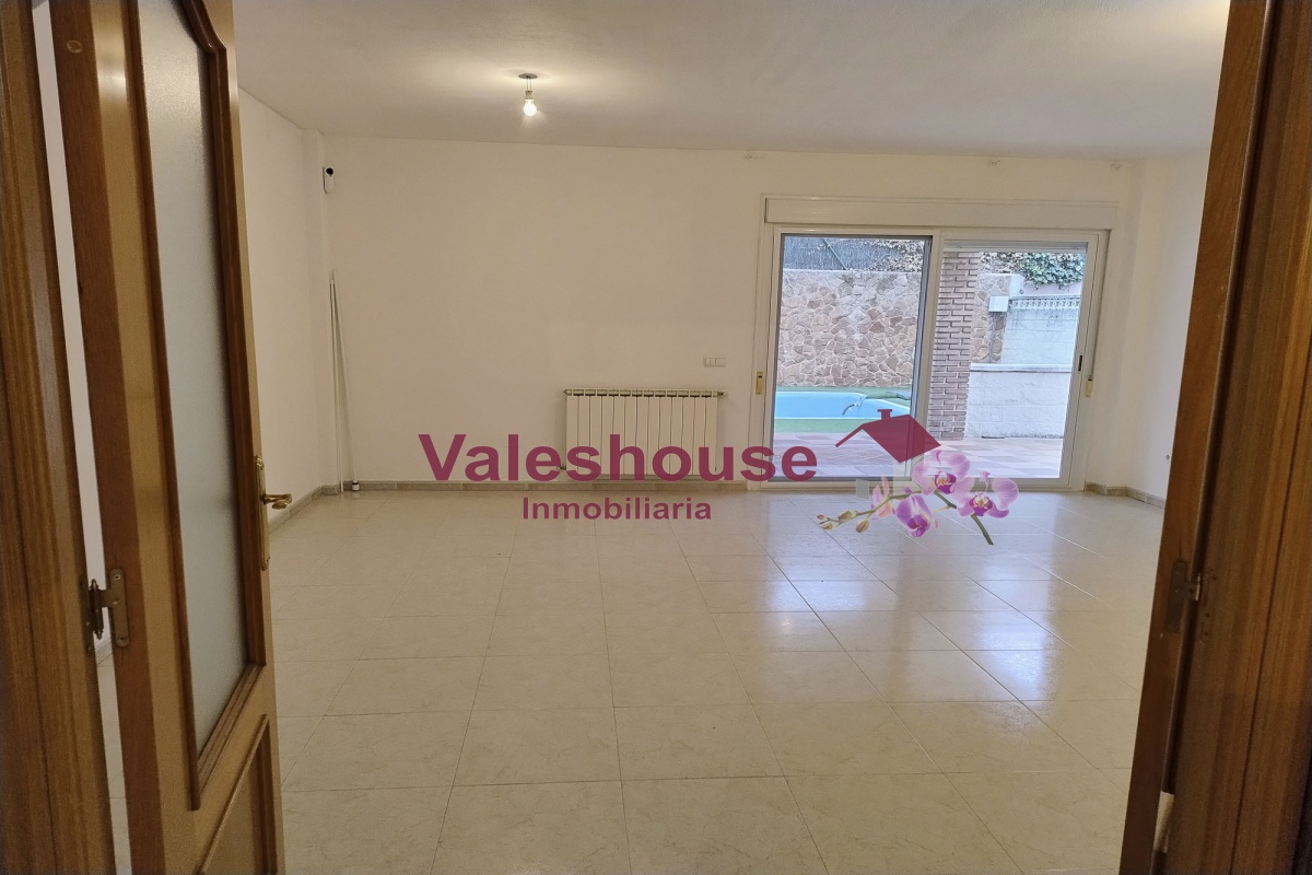 4 Habitaciones Habitaciones, 0 ,3 BathroomsBathrooms,Casas,En venta,0,1190 4 Habitaciones Habitaciones, 0 ,3 BathroomsBathrooms,Casas,En venta,0,1190