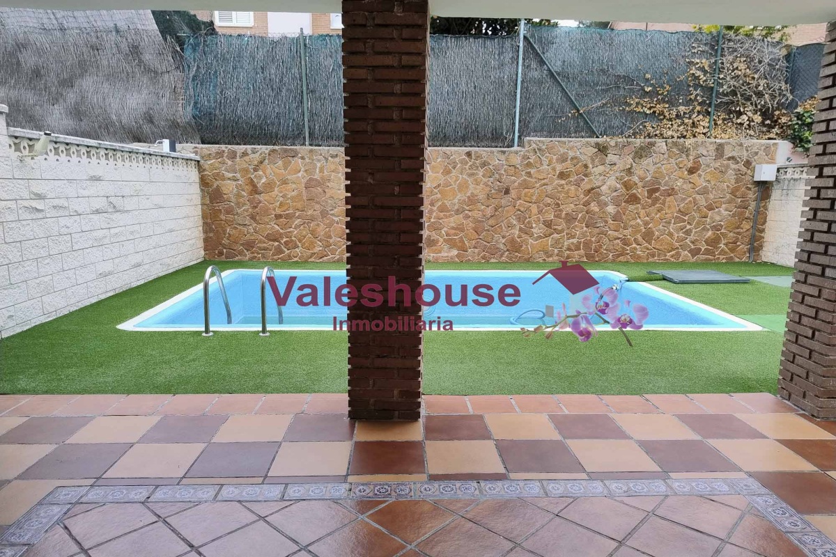 4 Habitaciones Habitaciones, 0 ,3 BathroomsBathrooms,Casas,En venta,0,1190 4 Habitaciones Habitaciones, 0 ,3 BathroomsBathrooms,Casas,En venta,0,1190