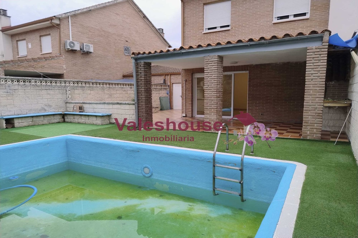 4 Habitaciones Habitaciones, 0 ,3 BathroomsBathrooms,Casas,En venta,0,1190 4 Habitaciones Habitaciones, 0 ,3 BathroomsBathrooms,Casas,En venta,0,1190