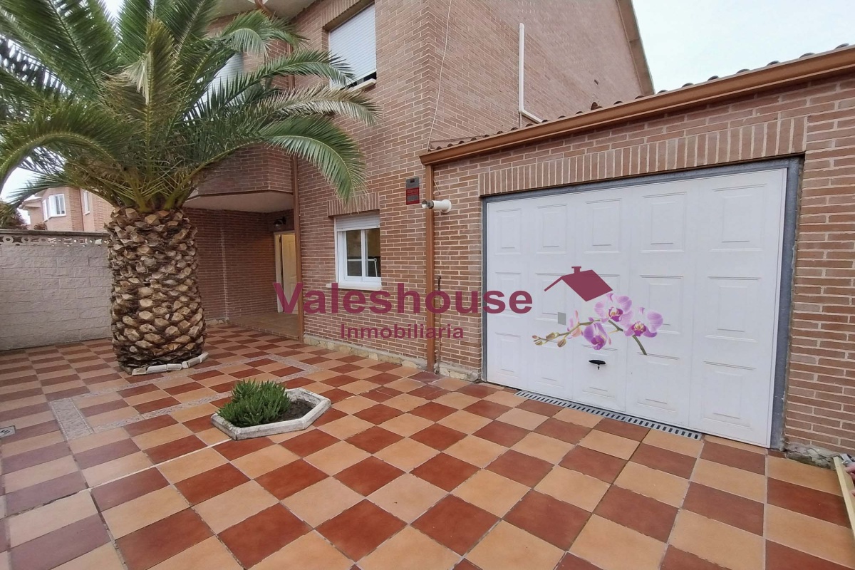 4 Habitaciones Habitaciones, 0 ,3 BathroomsBathrooms,Casas,En venta,0,1190 4 Habitaciones Habitaciones, 0 ,3 BathroomsBathrooms,Casas,En venta,0,1190