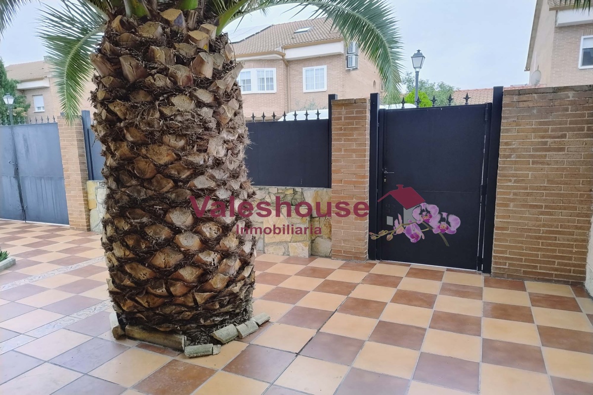 4 Habitaciones Habitaciones, 0 ,3 BathroomsBathrooms,Casas,En venta,0,1190 4 Habitaciones Habitaciones, 0 ,3 BathroomsBathrooms,Casas,En venta,0,1190